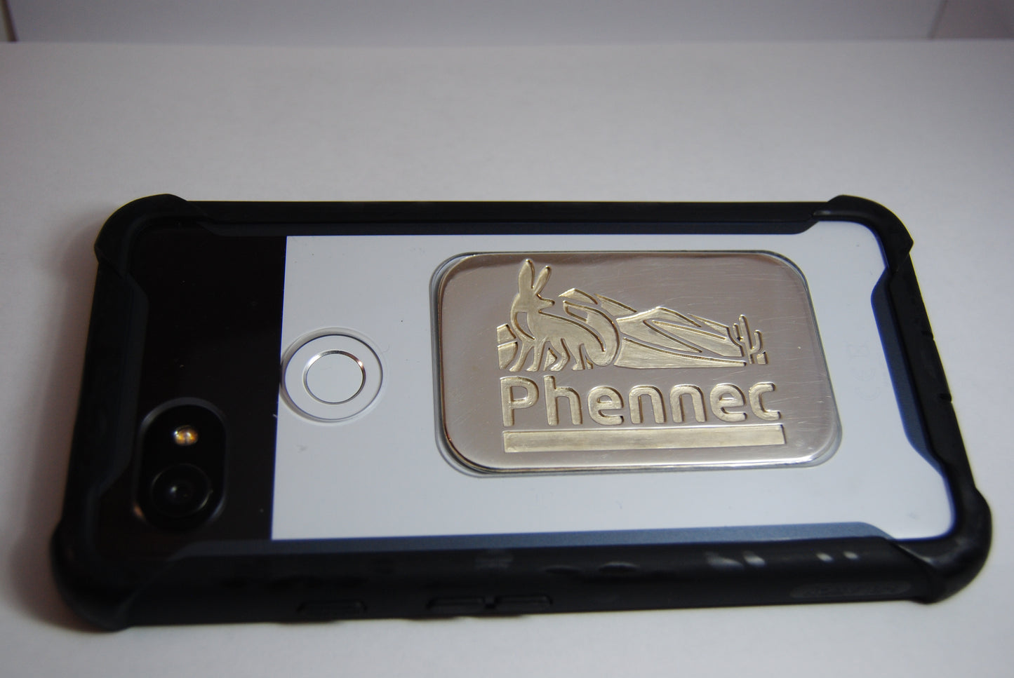 Phennec Case (Logo Plate)